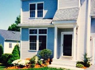 2 New Mill Pl, Ipswich, MA 01938