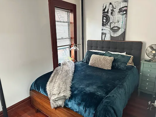 Rented by Compass | media 13