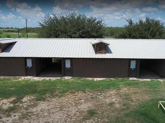 2nd image of 126 Alton Ave