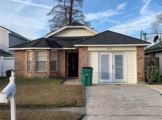 2732 Max Dr, Harvey, LA 70058