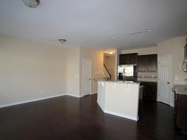947 Consortium Dr — Photo 3