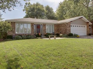 1113 Ridge Rd, Shorewood, IL 60404