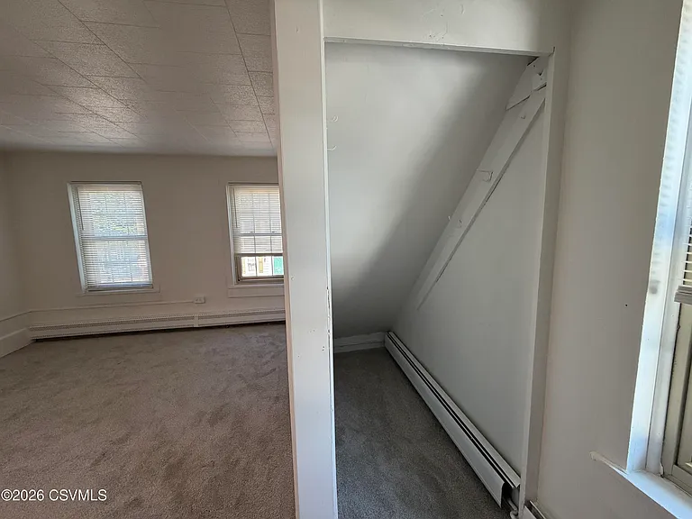 154 E 4th St — Photo 6