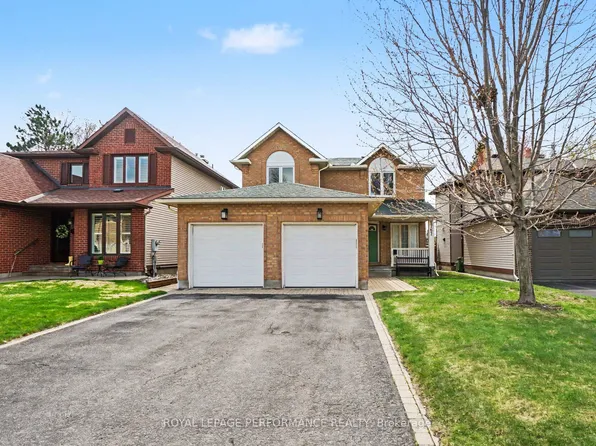1787 Hunters Run Dr, Ottawa, ON K1C 6W9