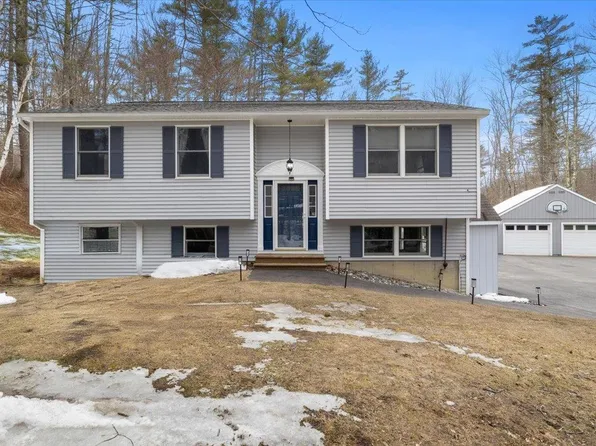 173 Second Crown Point Road, Barrington, NH 03825