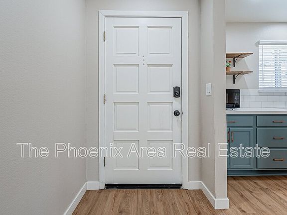 5th image of 1102 N 72nd Pl