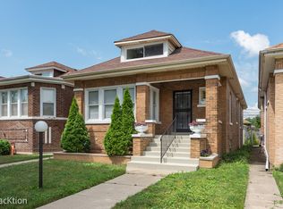 9408 S Rhodes Ave, Chicago, IL 60619