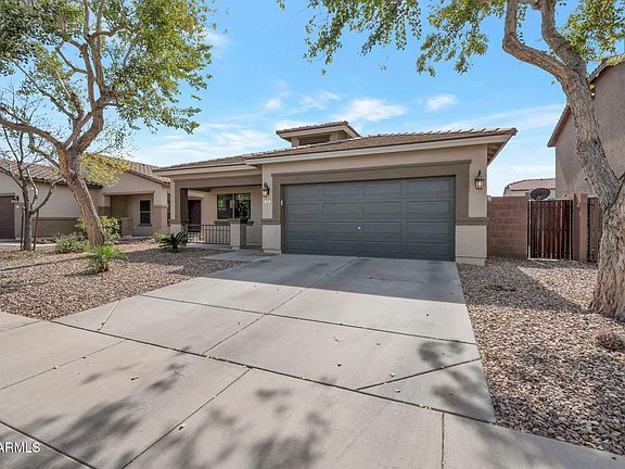 2nd image of 225 W REEVES Avenue