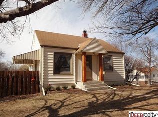 3620 N 61st St, Omaha, NE 68104