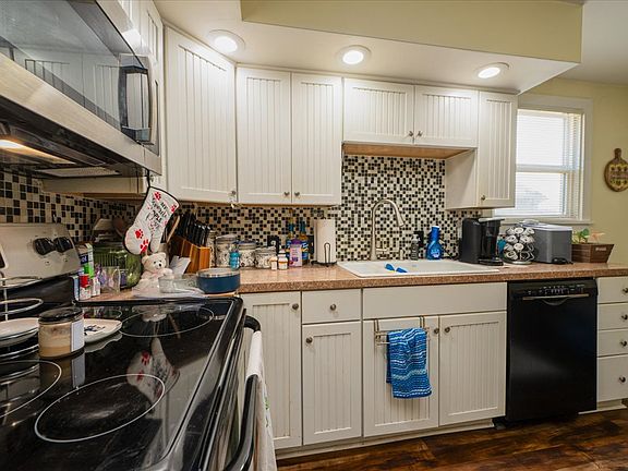 3rd image of 1413 23rd St APT C