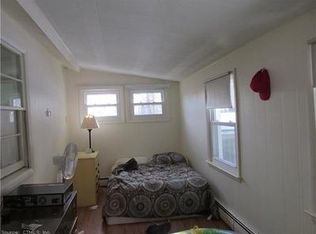 15 Lakewood Rd, East Hampton, CT 06424