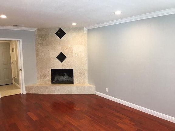 5th image of 312 N Milton Ave