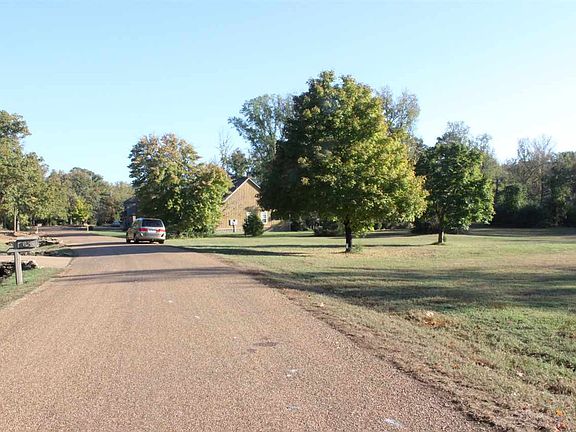 2nd image of LOT 81 Lakeland Addtion Lot 81