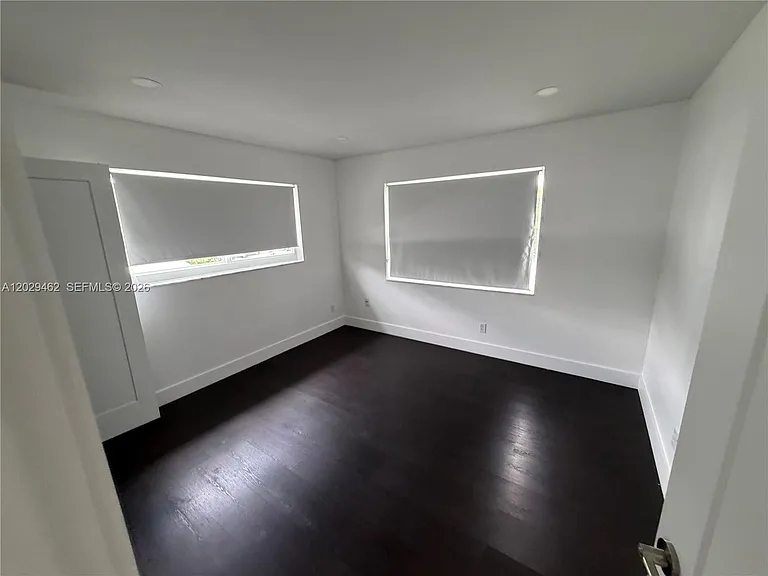 4850 SW 26th Ave #4 — Photo 7