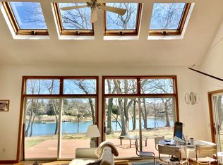 5 Westmoreland Dr, Shelter Island, NY 11964