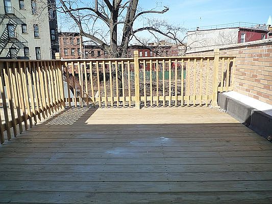 1st image of 1039 Fulton St #1R