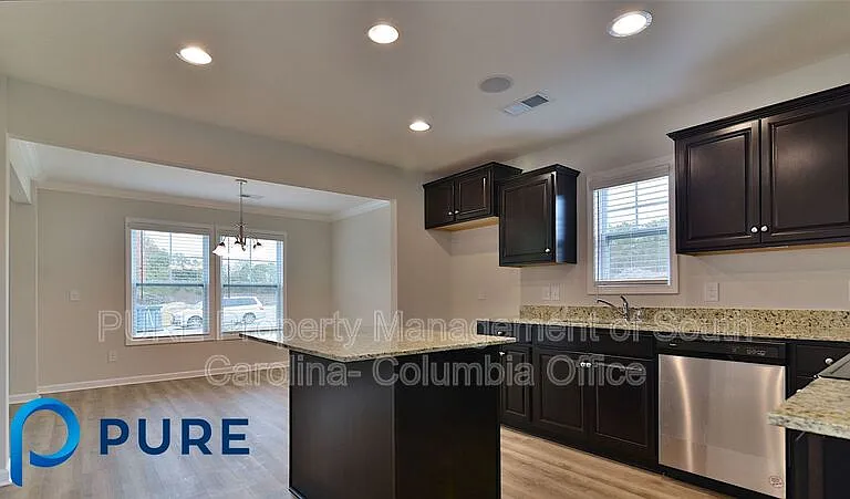 44 Bayberry Ct — Photo 16