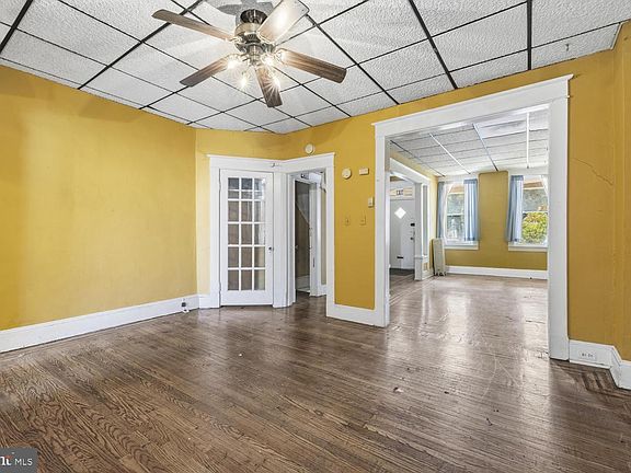 5th image of 3418 W Caton Ave
