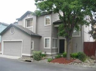 9575 New Tradition Ln, Elk Grove, CA 95758