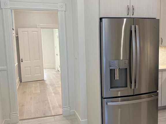 5th image of 175A Fair Oaks St