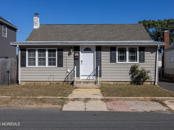 25 Hart Street, Hazlet, NJ 07734