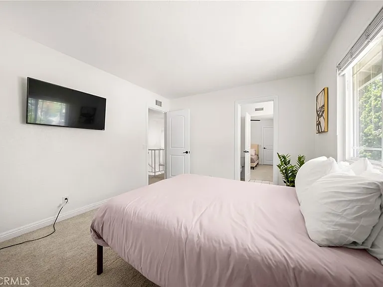 731 Langer Dr — Photo 30