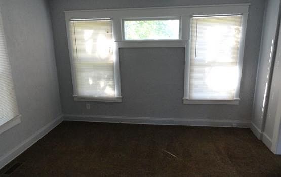 5th image of 80 N Roselawn St