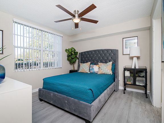 3rd image of 1015 Ohana Way #207