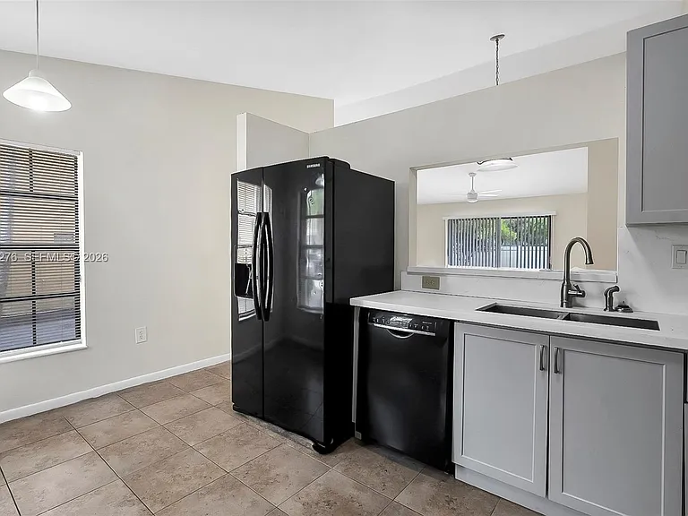681 Thornridge Ave — Photo 12