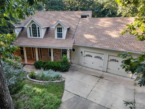 1549 Paradise Valley Dr, High Ridge, MO 63049