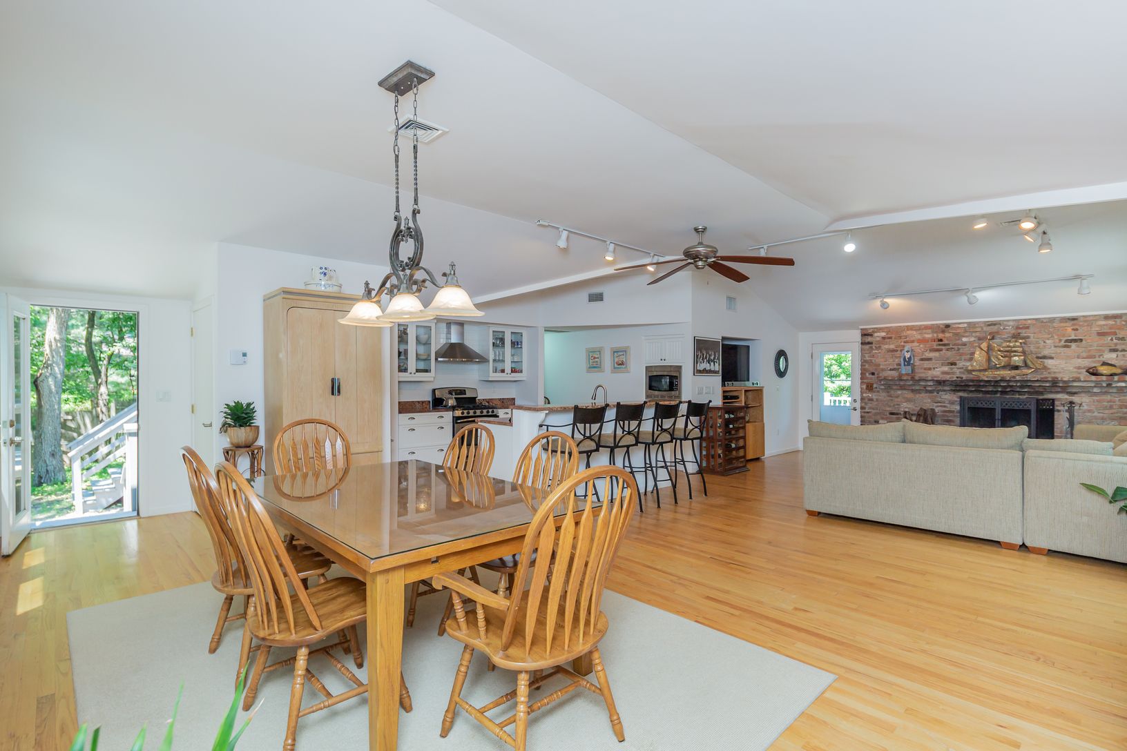 Spacious Open Floor Plan