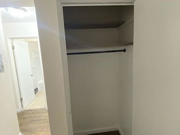 3rd image of 4824 Stewart Ave