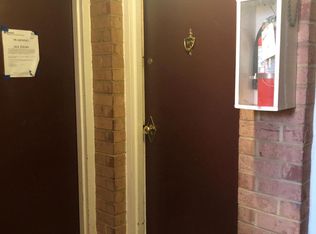 3874 Lyndhurst Dr APT 101, Fairfax, VA 22031