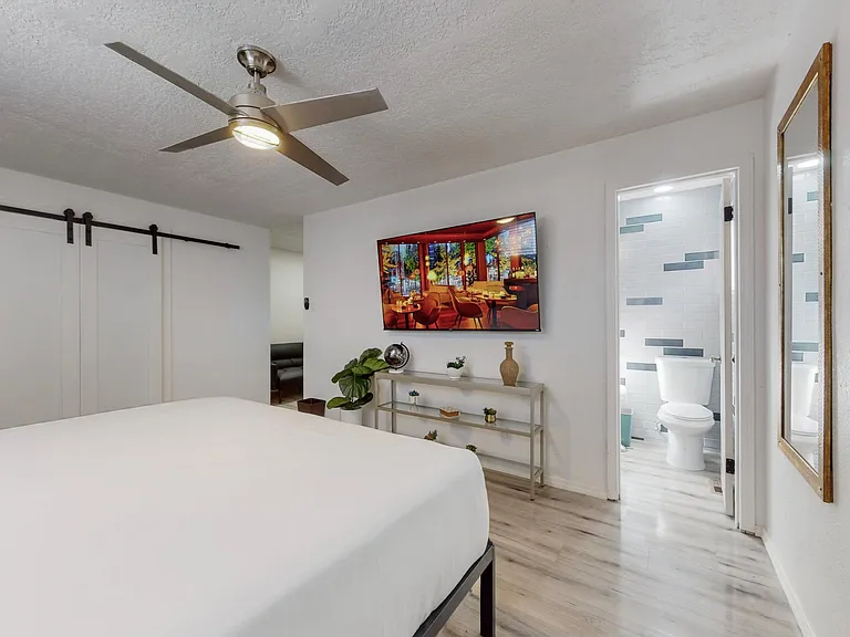 1621 Lafayette Dr NE — Photo 39