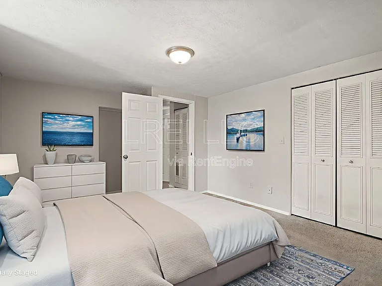817 Lancelot Ct — Photo 15