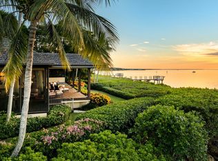 19 E Snapper Point Dr, Key Largo, FL 33037