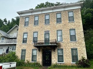 370 Diagonal St, Lansing, IA 52151