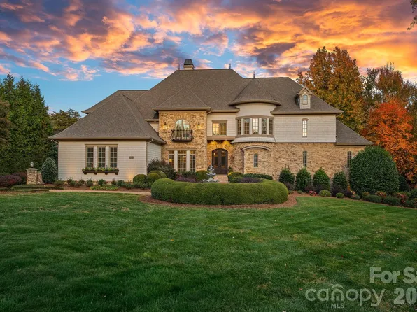 119 S Longfellow Ln, Mooresville, NC 28117