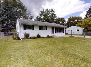 341 Harvey St, Freeland, MI 48623