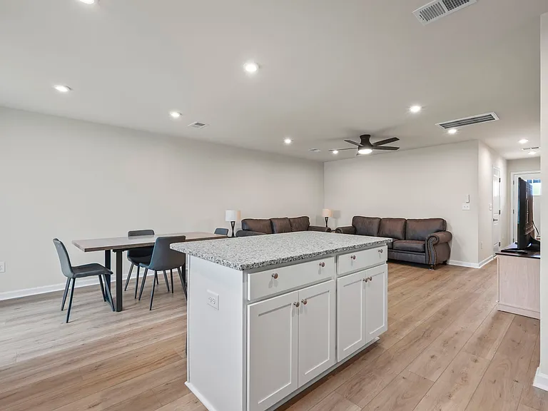 338 Myrtle Meadows Dr — Photo 19