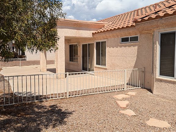 3rd image of 8509 Lynhurst Dr