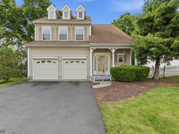 96 Magellan Way, Franklin Twp., NJ 08823