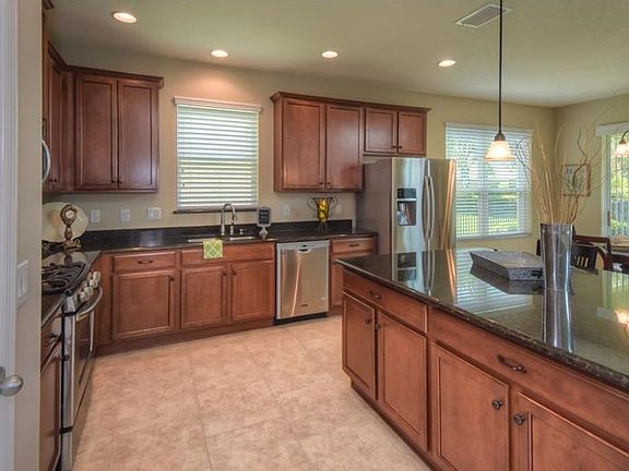4th image of 5009 Sagecrest Dr