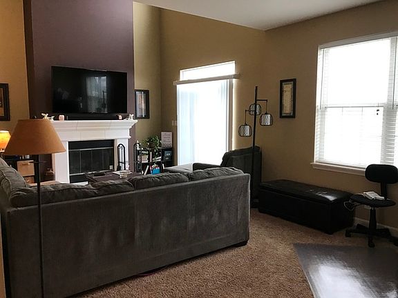 3rd image of 1115 Bartholdi Ct #1115