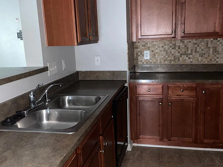 5430 Forester Dr #3B — Photo 10