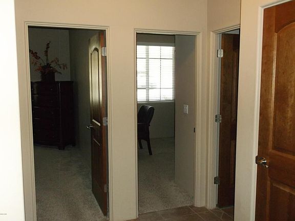 5th image of 1862 E Savannah Dr