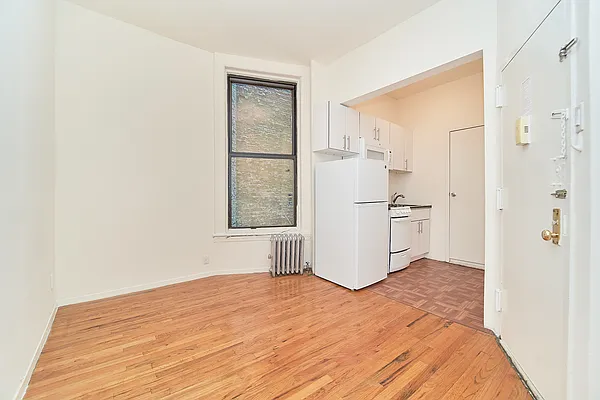 Rented by Living New York | media 2