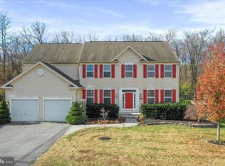 132 Calvert Cir, Bunker Hill, WV 25413