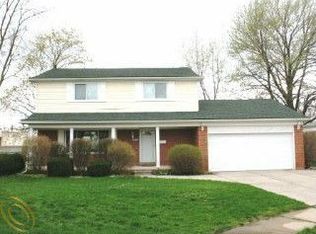 29253 Van Laan Dr, Warren, MI 48092