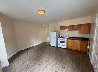 320 S Main St APT 3, New Britain, CT 06051